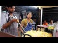 INDIAN LADY SELLING HOT VADA PAV | फेमस रगडा - पाव पॅटीस | Ragda Patties | Indian Street Food