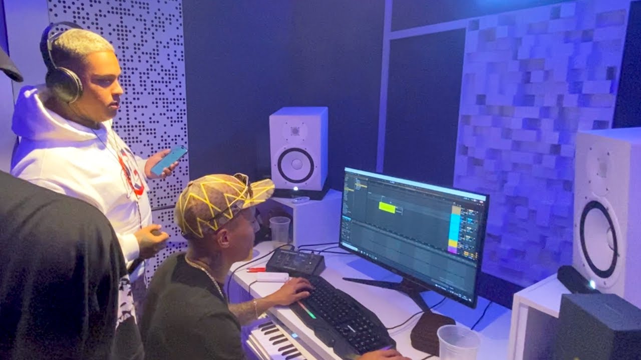 Seis não é Gangster - Mc's MC Don Juan, Ryan SP, Davi, Tuto, Vine 7, Joãozinho VT - Stúdio Gravando