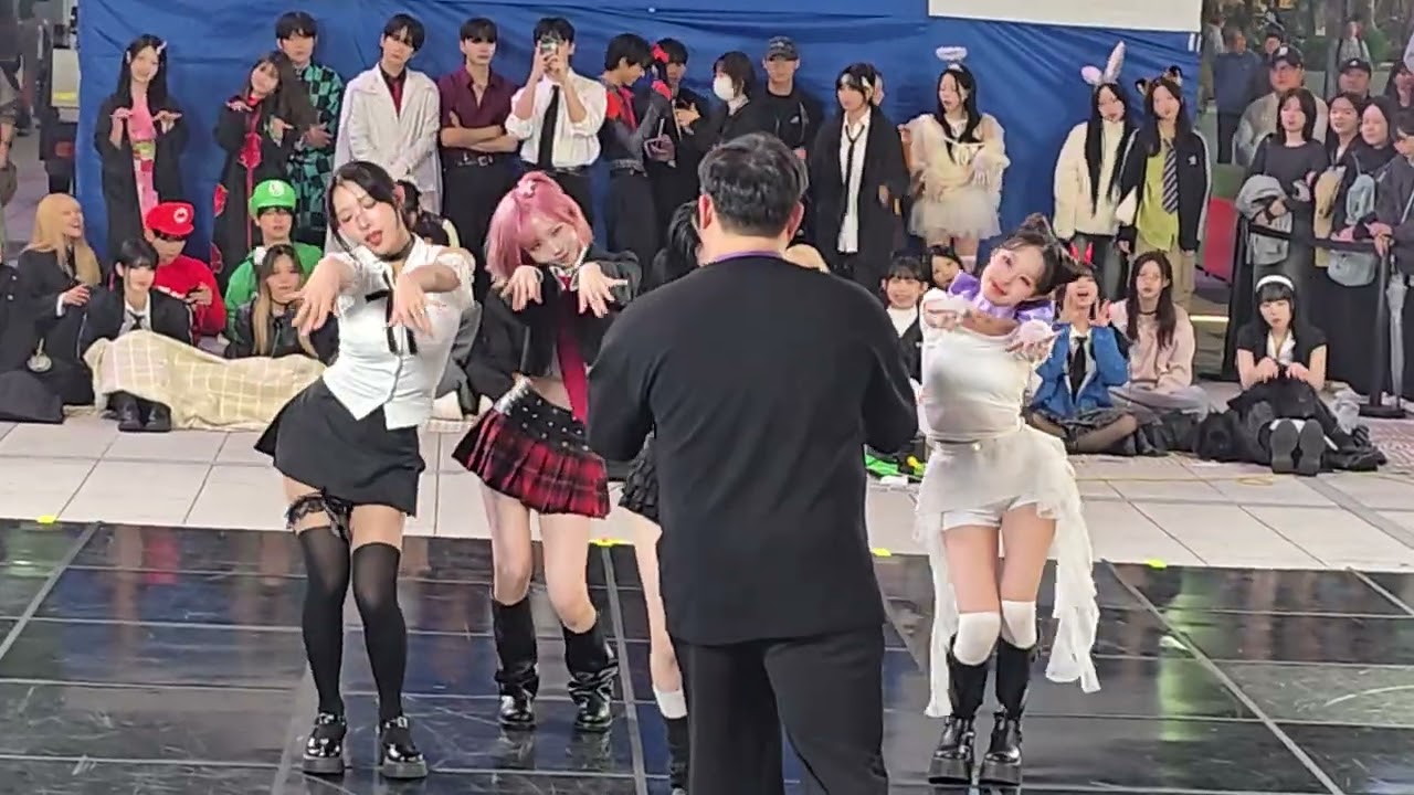 2025.10.26/아트비트 할로원 신촌버스킹 여기서요/Aespa 에스파 - Rich Man 