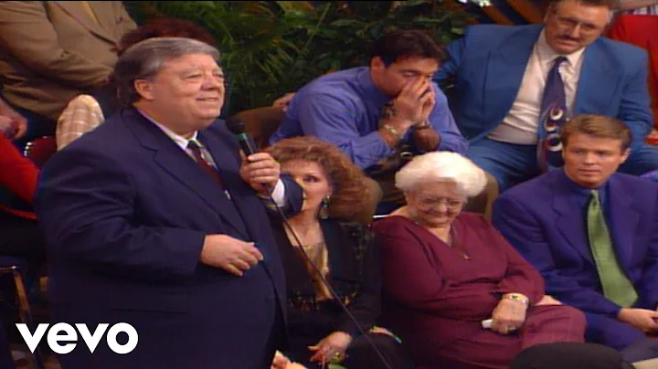 Bill & Gloria Gaither - He Saw Me [Live] ft. Murrell Ewing