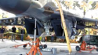 MiG-29 Landing gear swing