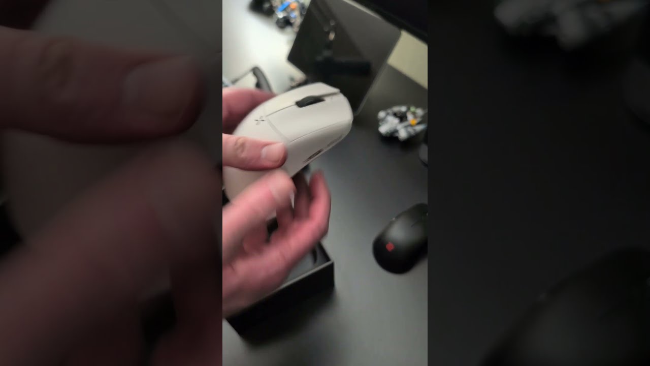 Is This The Best Mouse? - Hitscan Hyperlight Unboxing! - YouTube