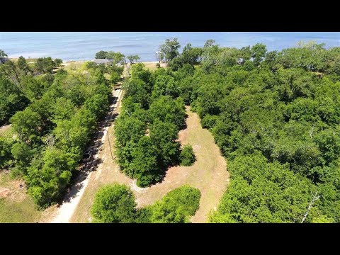 421 S GARCON POINT RD, Milton, FL home video tour
