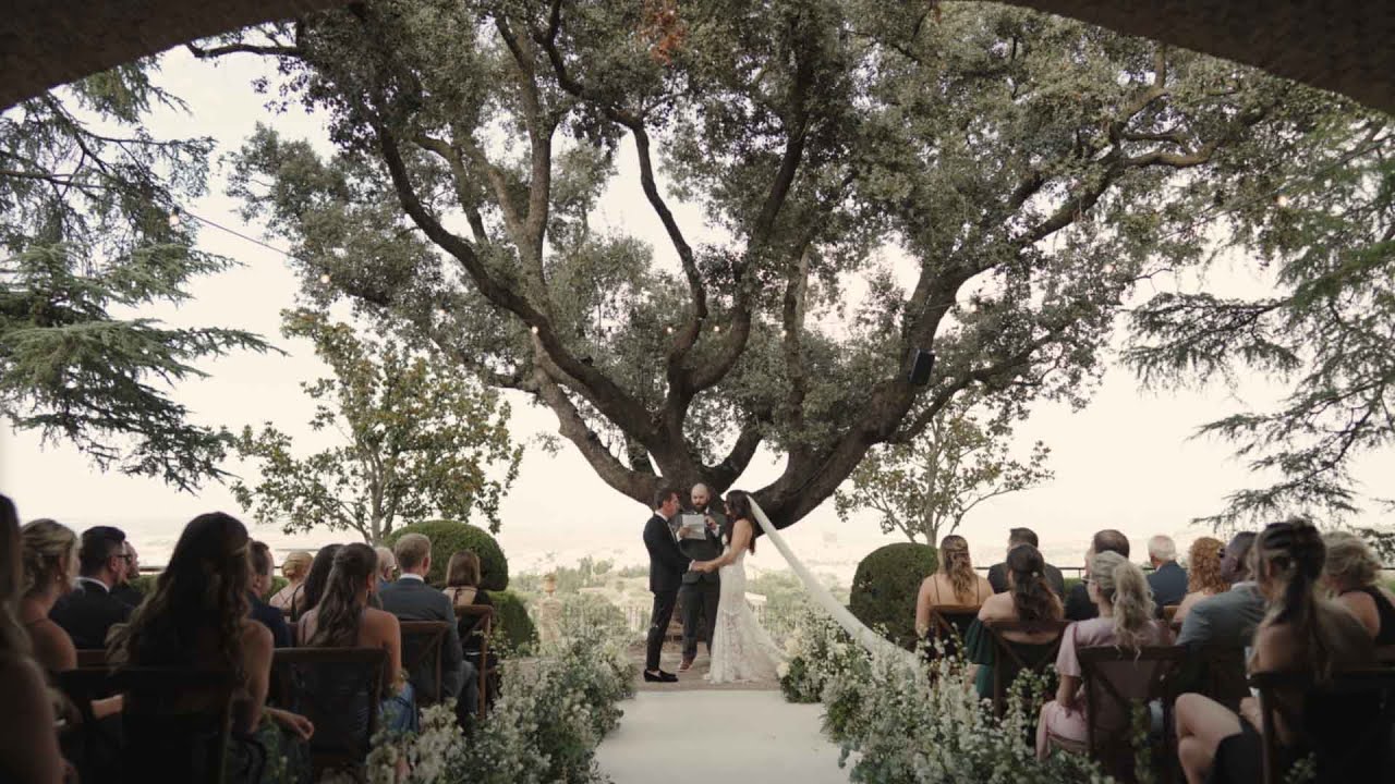 Intimate wedding at Cigarral de las Mercedes Toledo, Spain