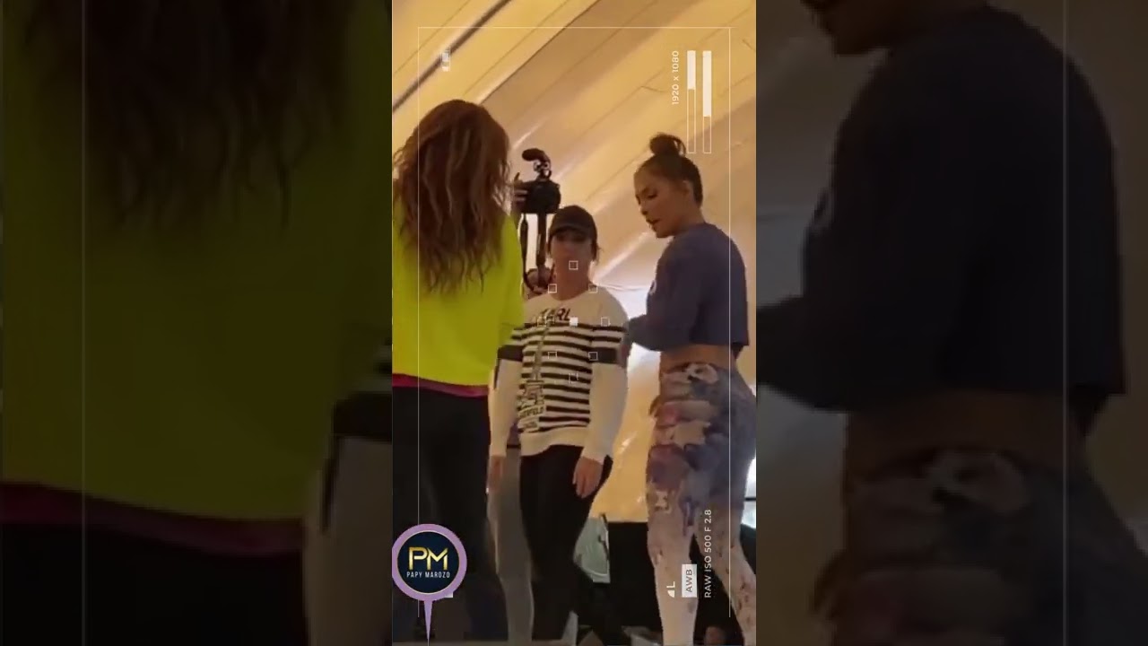 Jennifer Lopez Showing Shakira How To Shake It 