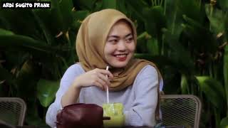 Download Lagu GADIS BERPARAS CANTIK LULUH DIDEPAN PENGAMEN JALANAN | PRANK CURHAT PILU ‼️ MP3