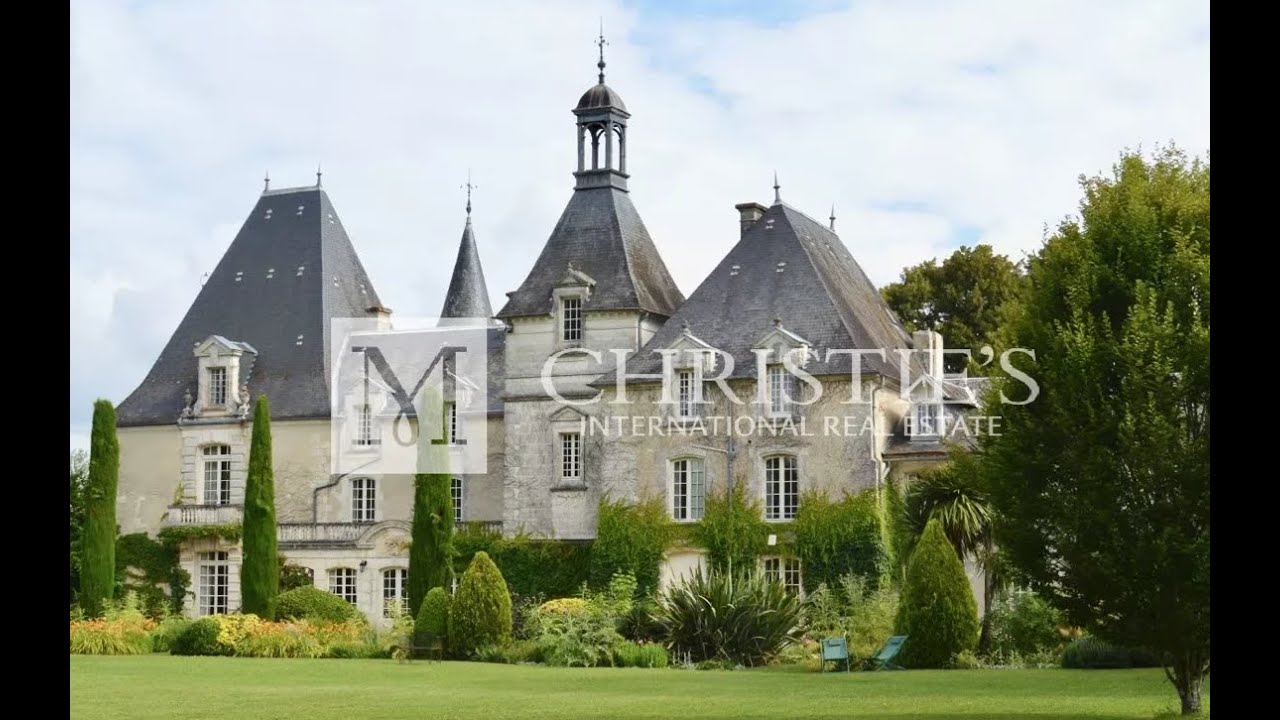 Beautiful Dordogne Chateau for sale in Dordogne, south West France DA1064