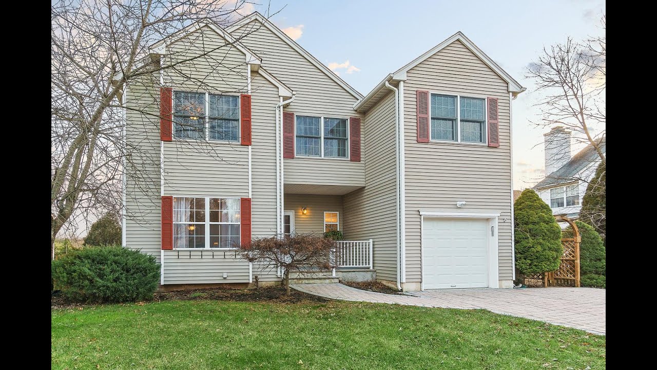 42 Huntley Way  -  Bridgewater, New Jersey