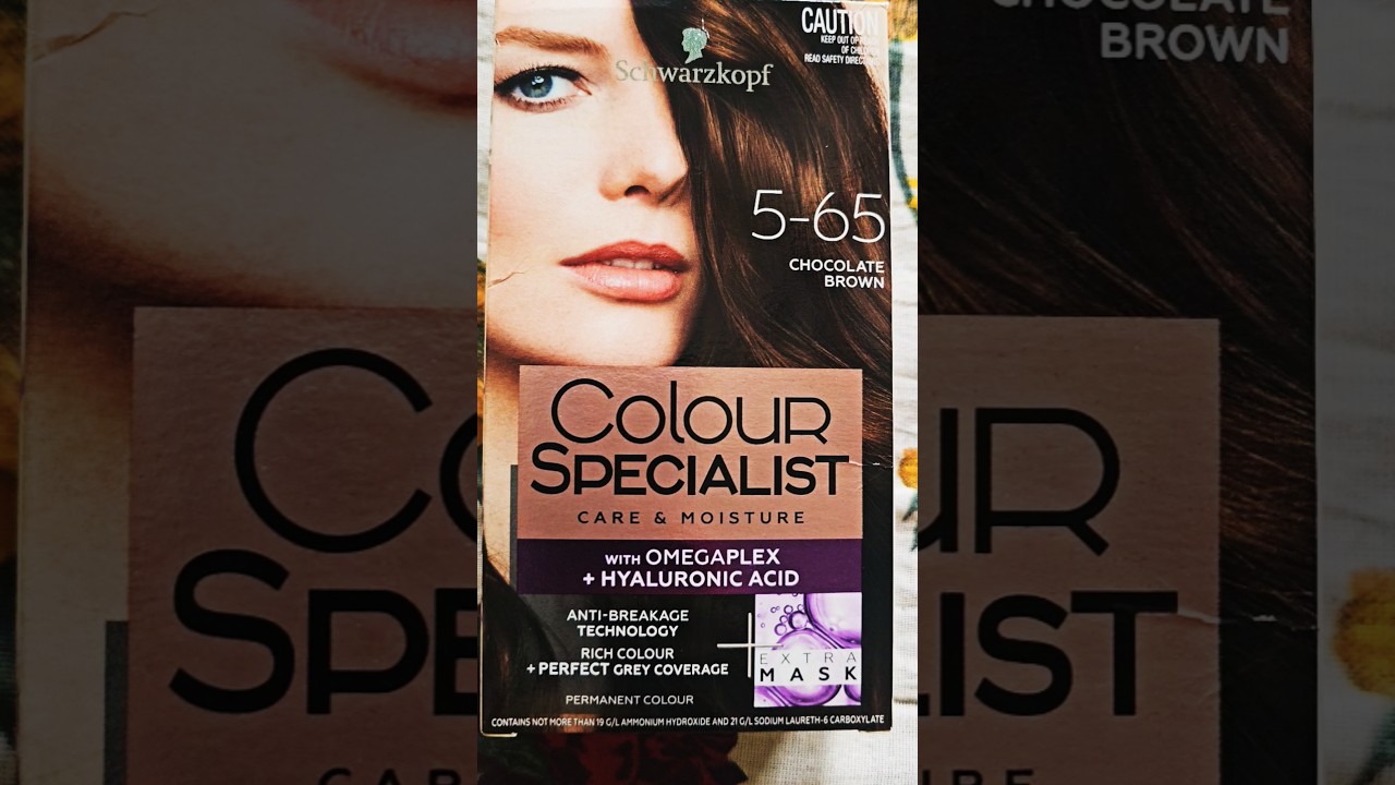 Trying this Schwarzkopf colour specialist chocolate brown colour. 