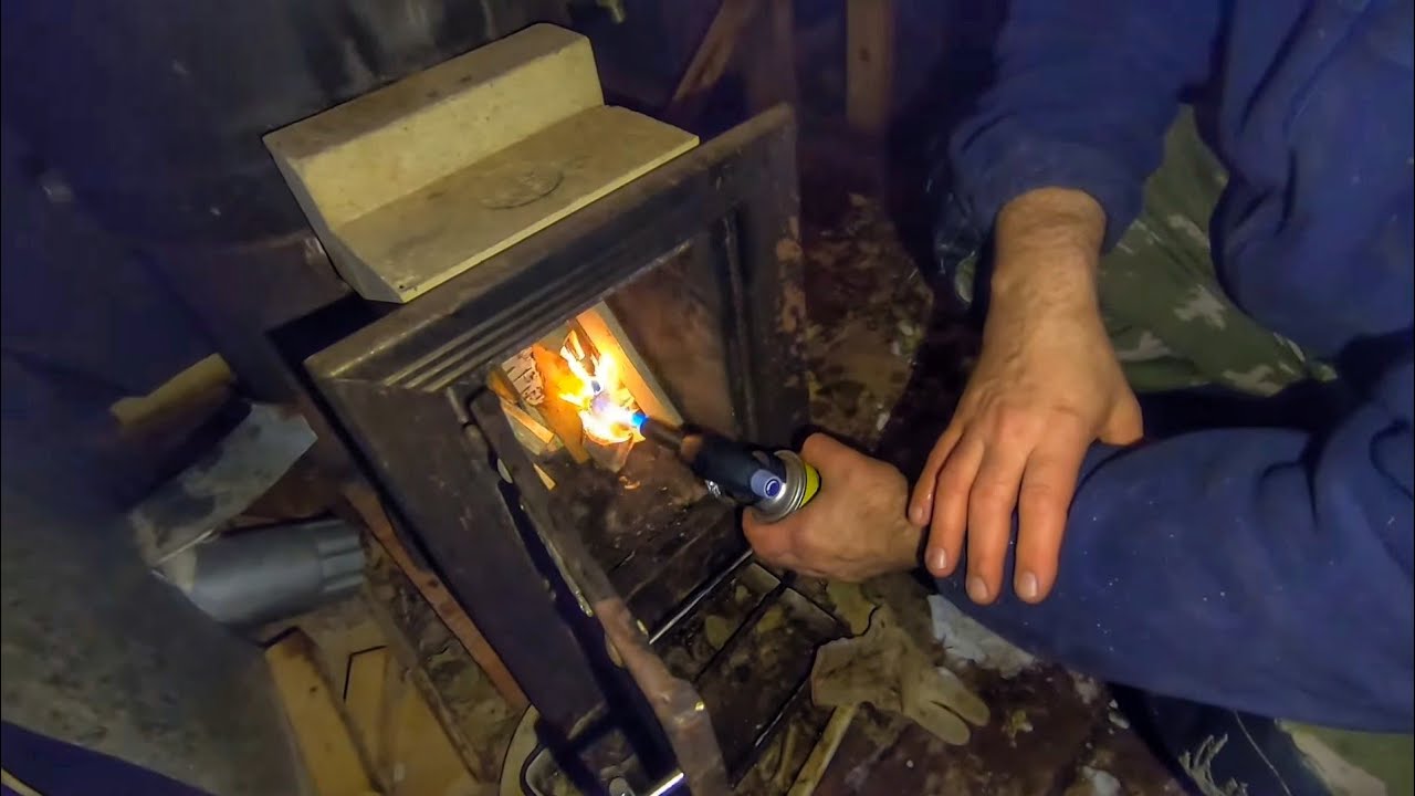 Натопили самодельную баню-палатку (за десятку) со Скоропаркой 2012 для строителей Ефимовских Бань.