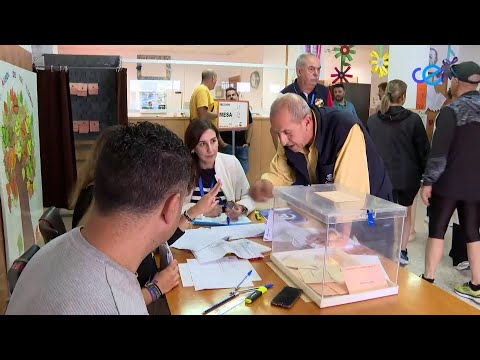 Así ha sido la apertura de los Colegios electorales