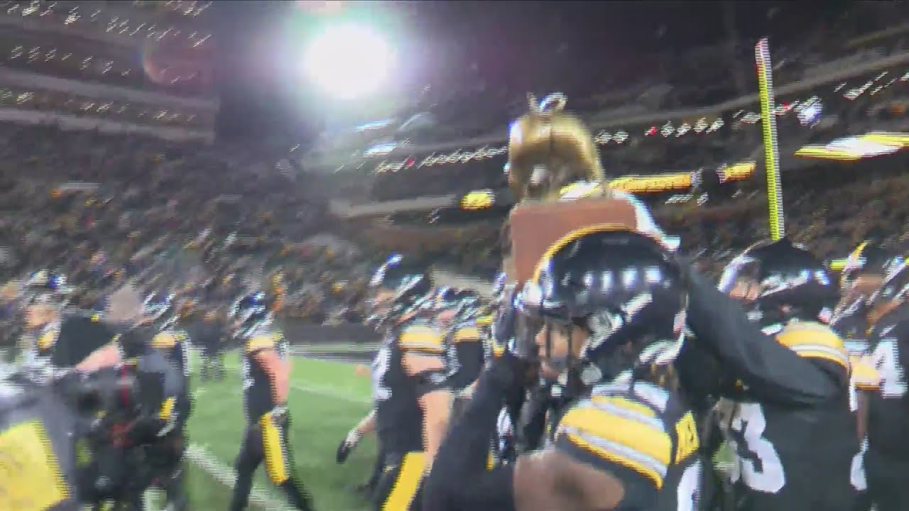Hawkeyes win the Heartland Trophy YouTube