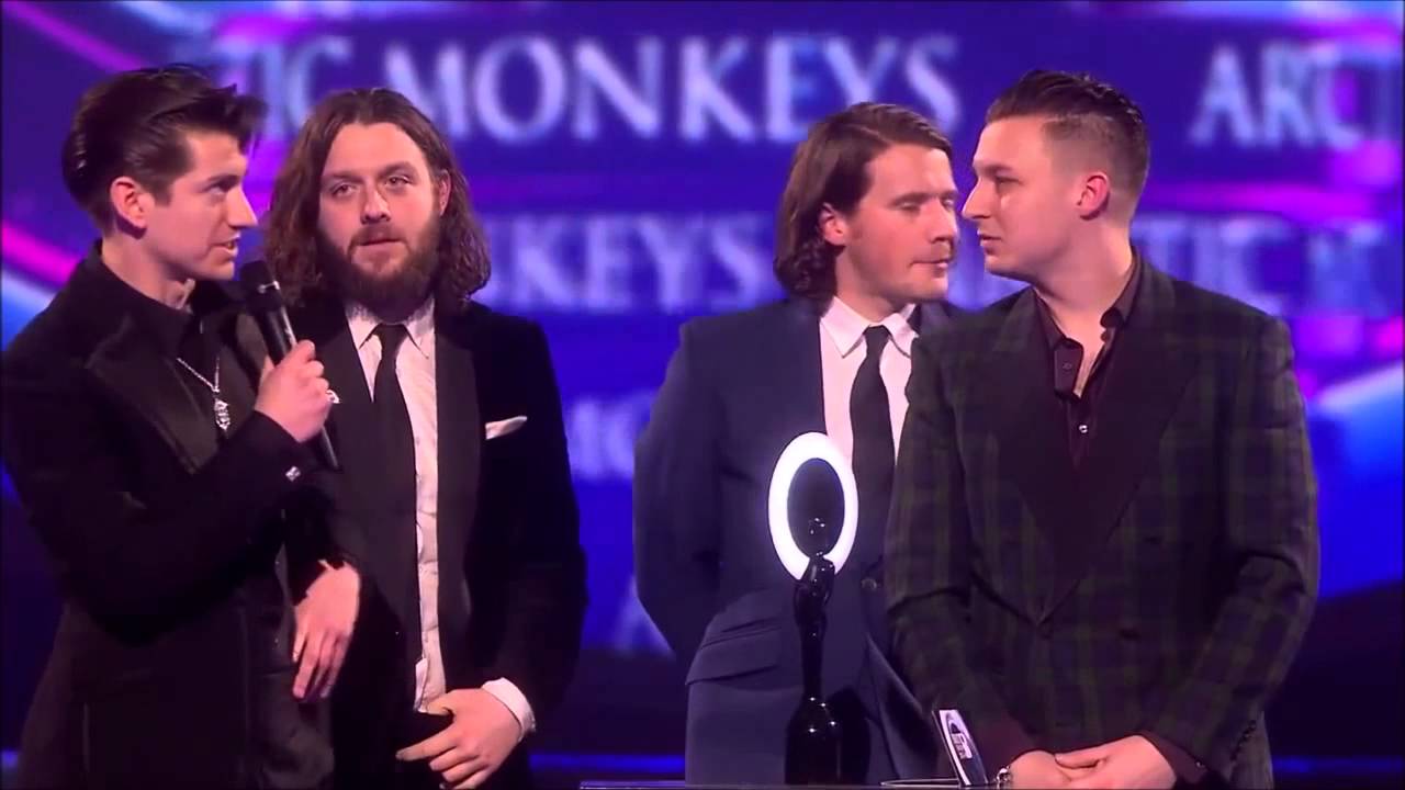 Palabras de Alex turner en los Brit Awards 2014 (Sub. español) - YouTube