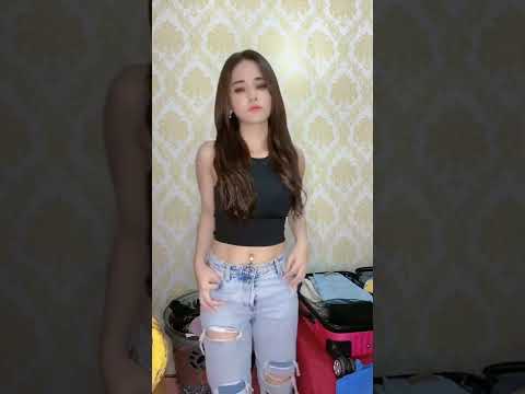 Selebgram short tikTok #fyp #selebgram #shorts #tiktok #shortyoutube #feed #viral #trending