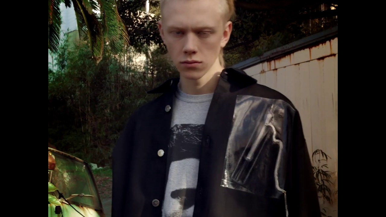 SPRING 2019 MEN'S LOOKBOOK "FEELING SENTIMENTAL. MOVING DYNAMIC."