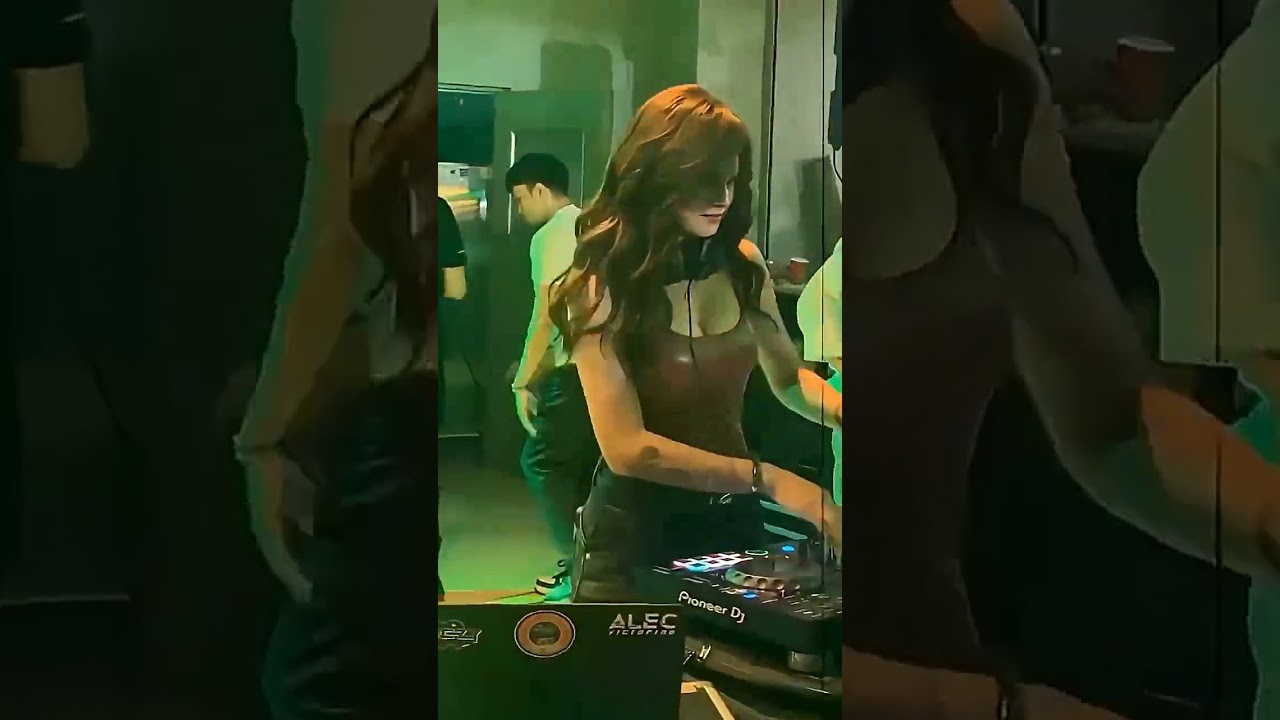 Teri lambo bargi body || World War Song ❤😻 