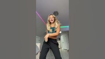 Thumbnail of Friday vibes got us dancing #shorts #lillyk