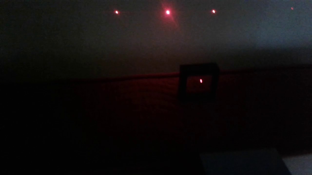 13: Light - Diffraction Grating with Laser - YouTube