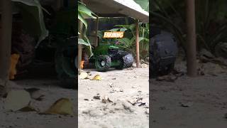 John deree Tarctor farming