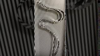 Play video: Julio Le Parc "Formes en Contorsions"  moving sculpture