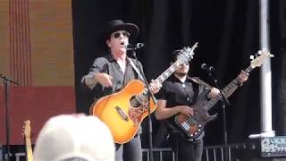 Kiefer Sutherland CMAfest 2019