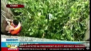 Chinese Man Trap In The Flood