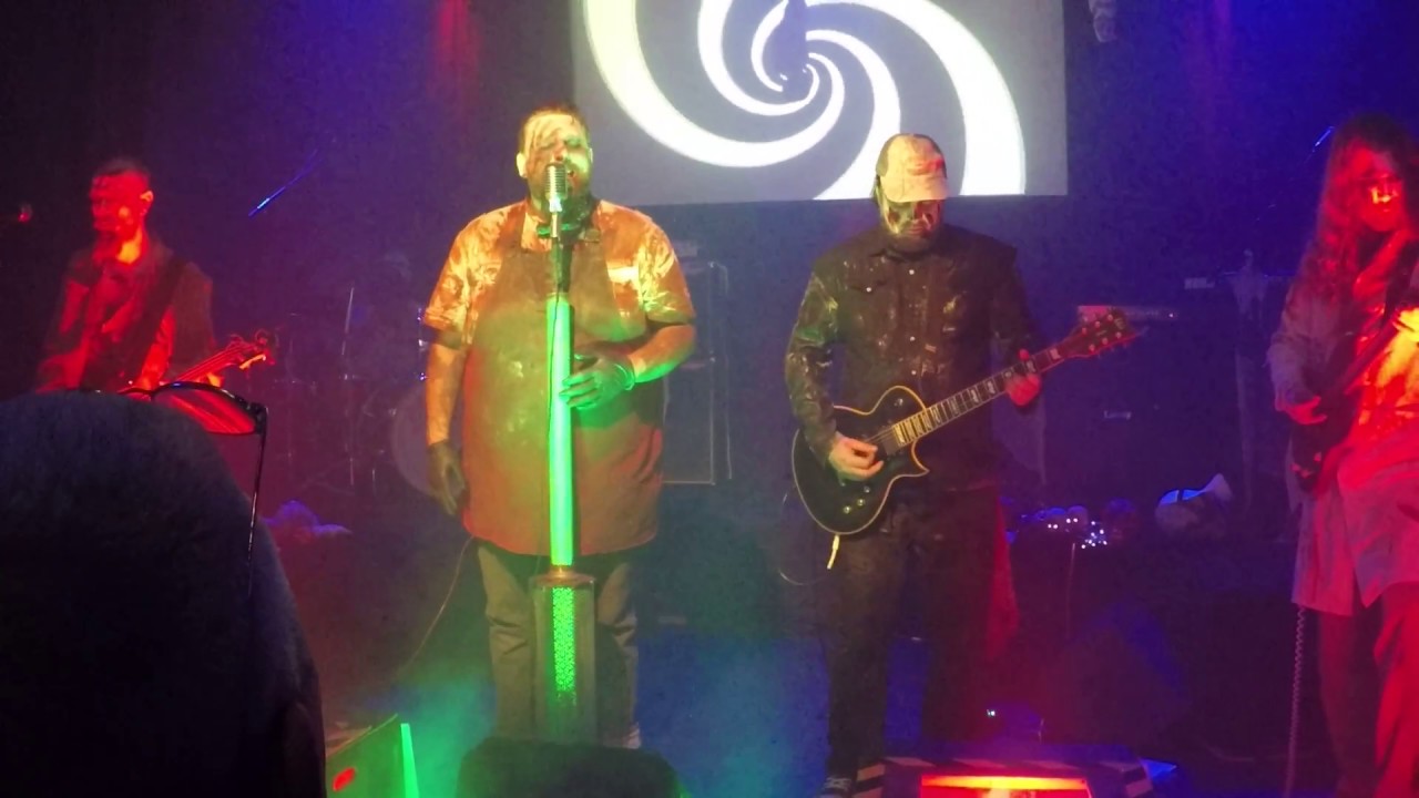 The Bloodshake Chorus Jolene (Live at The Seagull Theatre Lowestoft