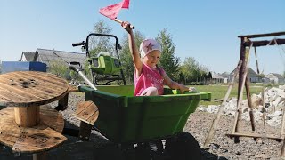 Старт новых проектов. Сельская жизнь молодой семьи. Загородный дом.