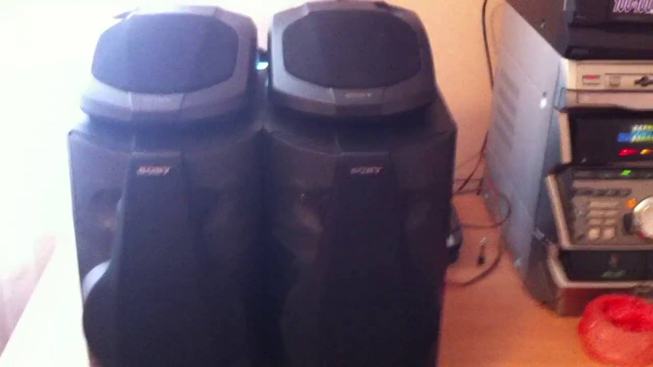 SONY RX 90 AV Charles & Eddie - Would I Lie To You? - YouTube