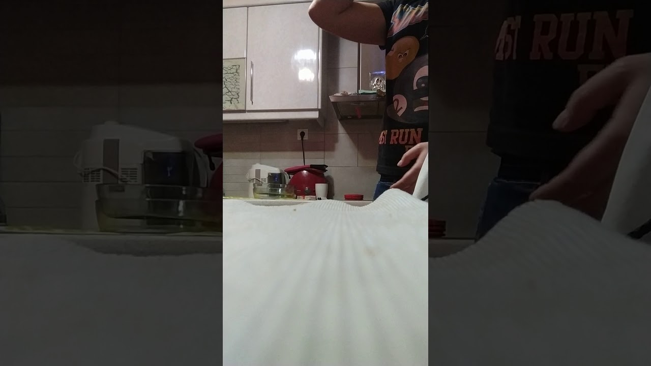 An eisai ekei pantelidis by bill