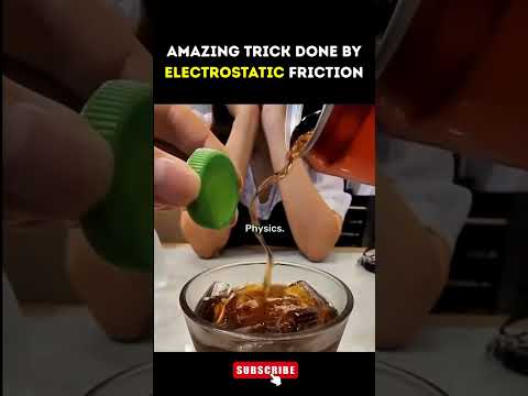 AMAZING TRICK DONE BY ELECTROSTATIC FRICTION || PHYSICS IS AWESOME #physics #physicsshorts #vcan
