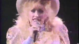 Watch Dolly Parton Tall Man video