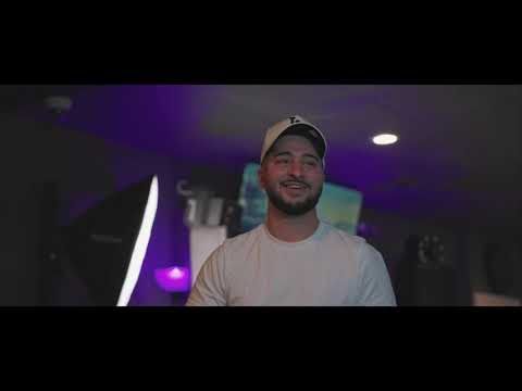 Watch Alan Longo - Recognize Me? (Official Music Video) on YouTube Watch Alan Longo - Recognize Me? (Official Music Video) on YouTube