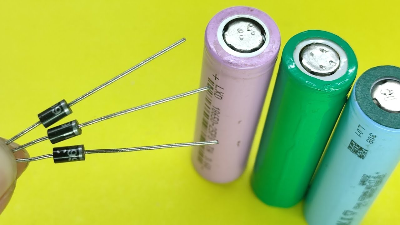 3 simple lithium-ion Battery level indicator circuit