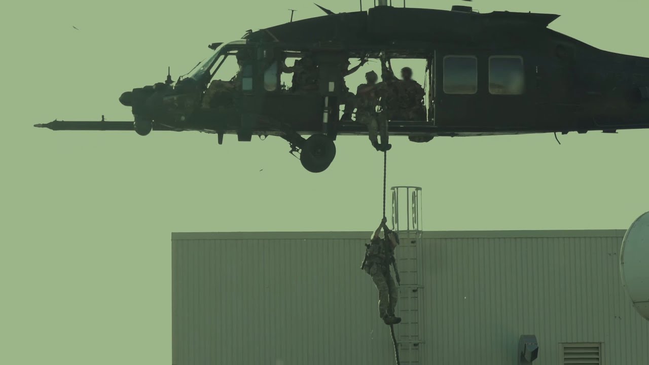 MH60 Fast Rope Operations - YouTube