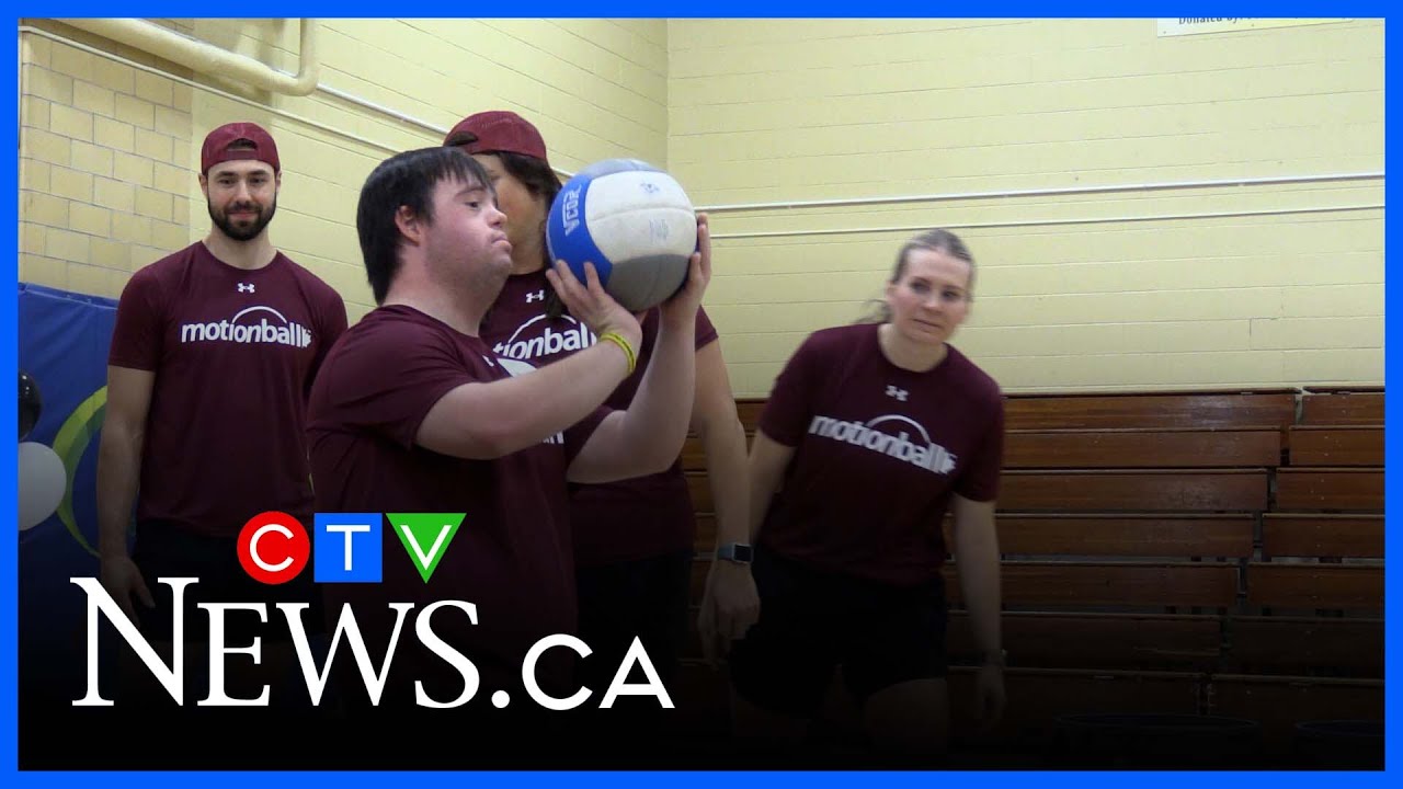 Специальные олимпийцы и спортсмены участвуют в Motionball