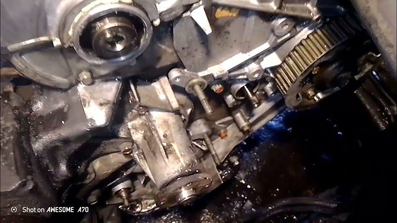 Mitsubishi L300 4D56 issue engine oil liking
