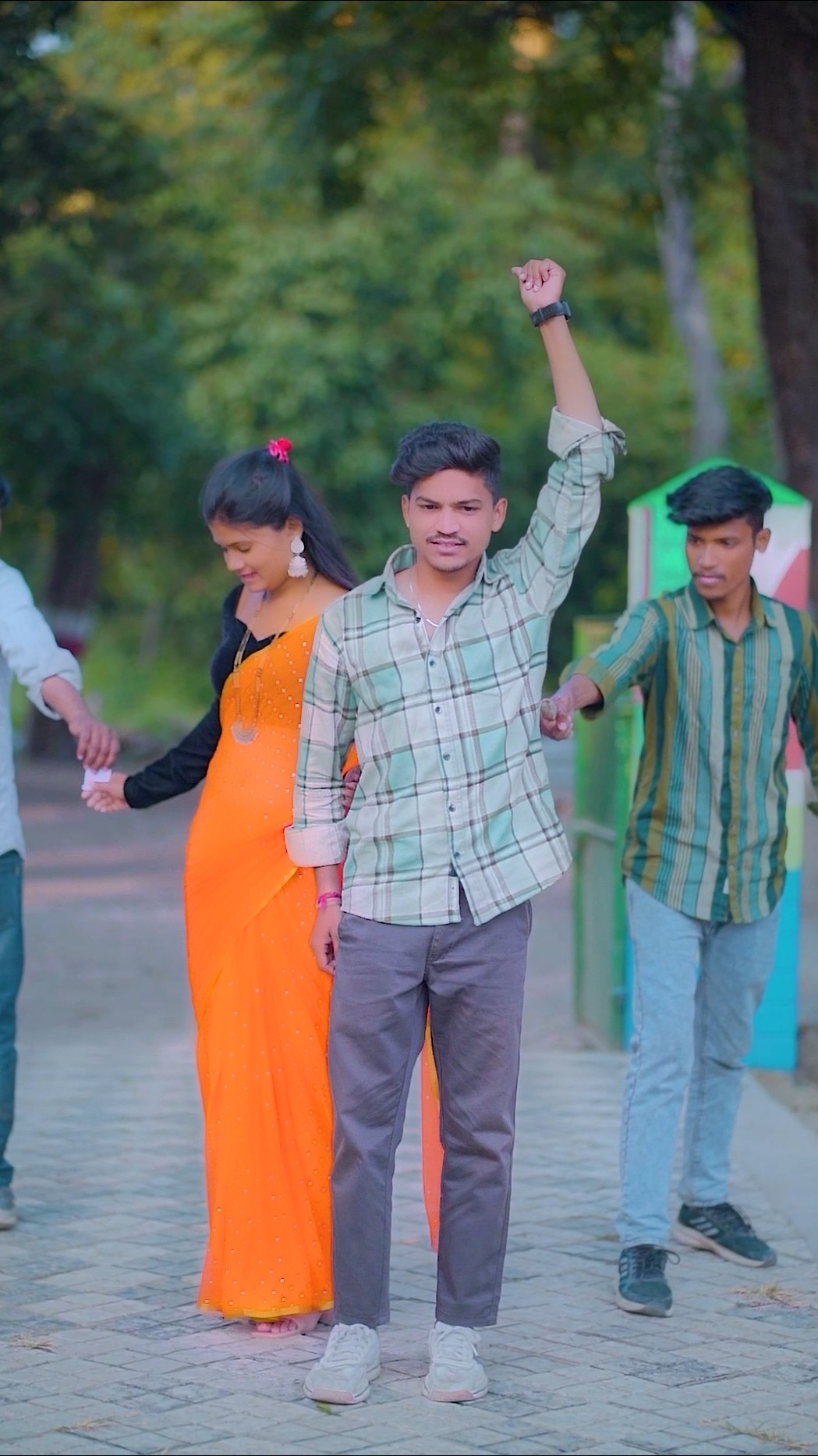 Dil pe chalai chhuriy