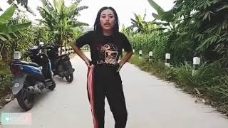 Story WhatsApp Hujan Masih Air Dan Dia Masih Milik Orang Lain😂😁🤙