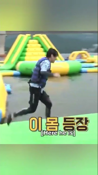 BTS funny falls in waterpark ( Run BTS) 🤣😂