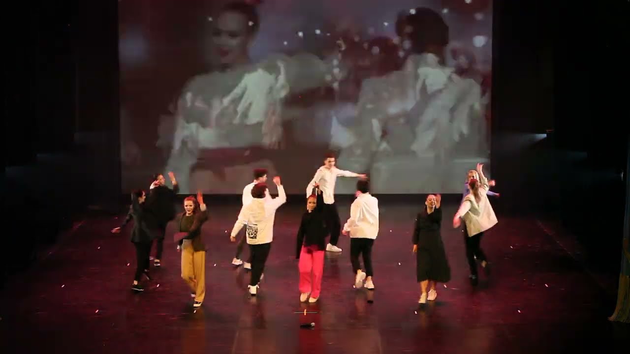 Todes Riga 27 DEC 2023 18 Starichki Vozvrashenie Domoi