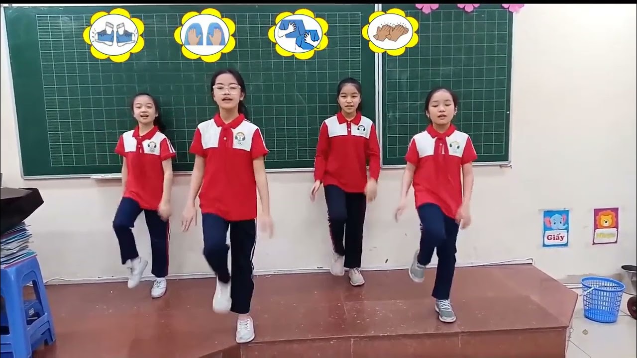 Âm nhạc lớp 4 Tiết 29Ôn tập bài hát Thiếu nhi thế giới... - youtube