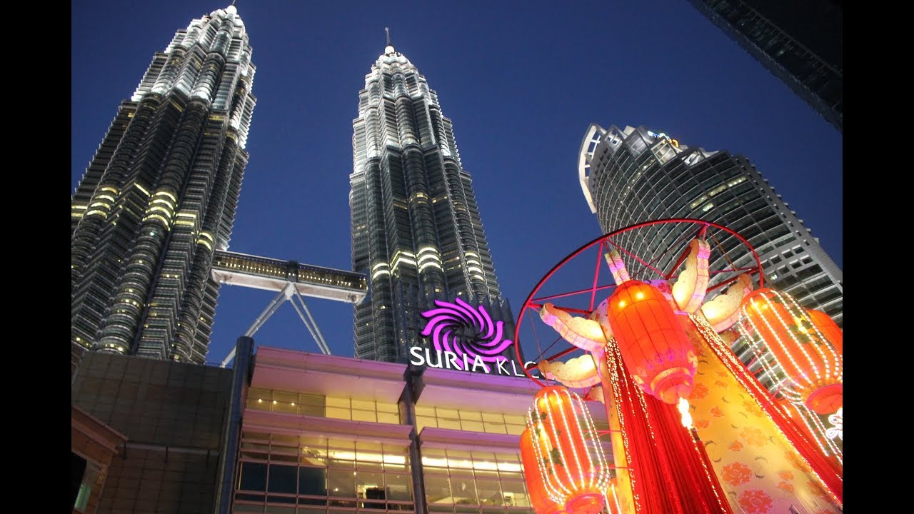 KLCC Suria Chinese New Year Decorations + Events - YouTube