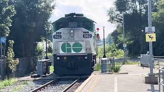 Trains in Southern Ontario 2 (Compilation Video)
Thanks for watching !
In this video you will see:
Go Transit
Via Rail Canada
Amtrak
Canadian National Railway
Canadian Pacific Railway
Clarkson Petrol Canada
Enjoy! Trains in Southern Ontario 2 (Compilation Video)