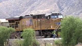 Loading Union Pacific's Gravel Shuttle Train At Cabazon, California 10-25-10