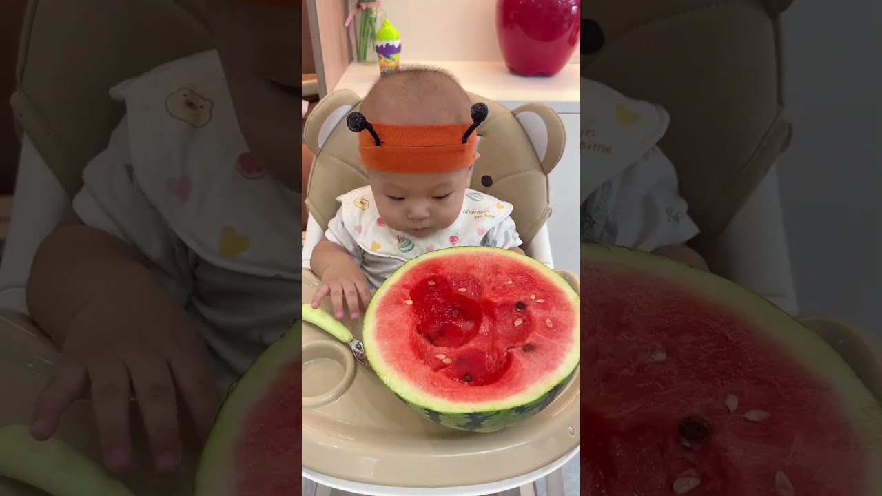 Immersive watermelon eating competition competition should start from childhood