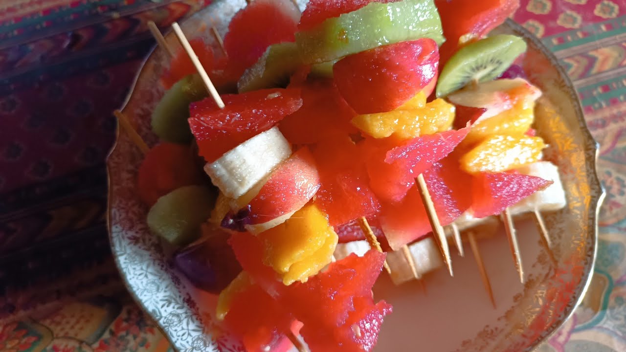 Brochettes de fruits frais rapide : découvrez les recettes de cuisine de  Femme Actuelle Le MAG