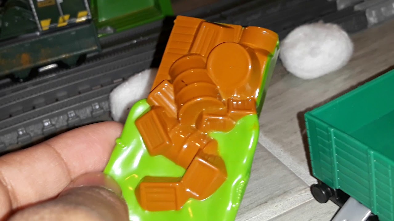 Trackmaster Hugo and Skiff Review