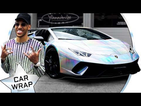 aubameyang-wraps-his-lamborghini-huracan-in-incredible-holographic-chrome