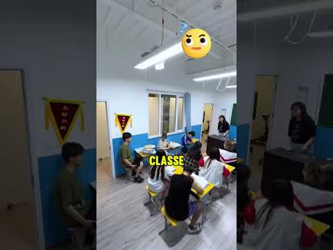 Il y a quelque chose qui ne va pas dans cette classe ! 🤔🏫